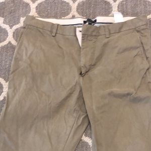 Banana Republic Aiden chino